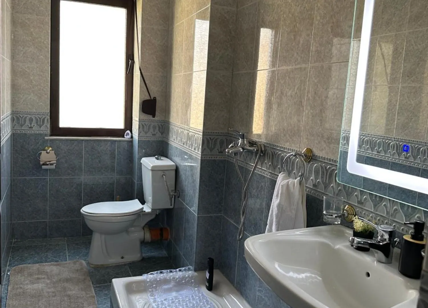 Nunu'S Central Apartment Tirana