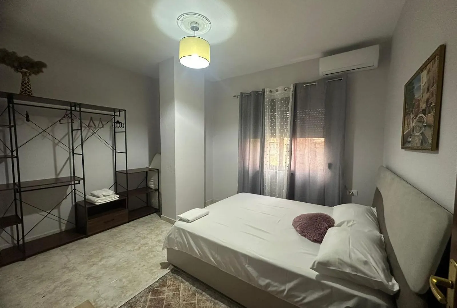 Nunu'S Place At Top Location Blloku Tirana 0*,  Albania